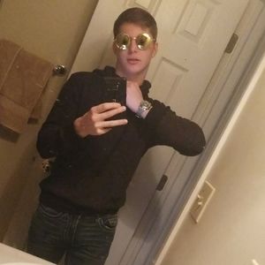 Meet your Posher, Lance